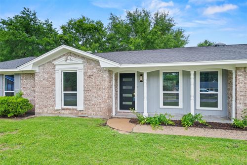 6646 Bayou View Dr, Houston, TX, 77091-2828 | Card Image