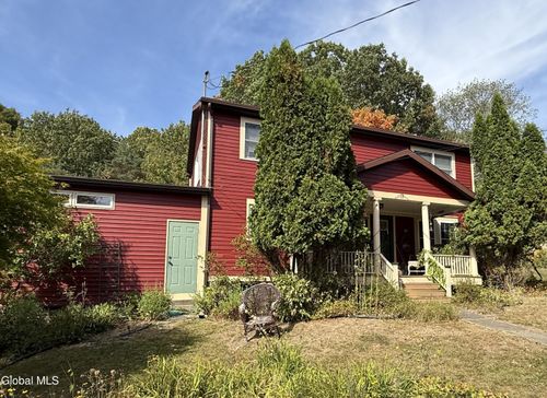 15 Bullis Dr, Averill Park, NY, 12018-5444 | Card Image