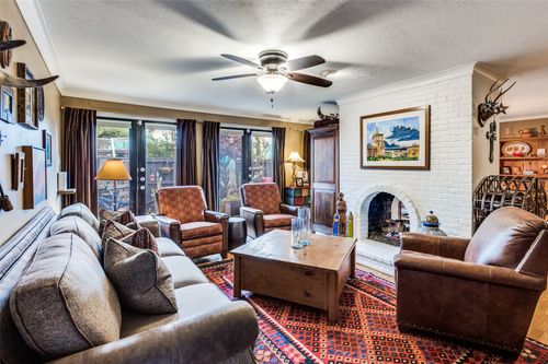 apt-120-5930 Sandhurst Ln, Dallas, TX, 75206-4746 | Card Image