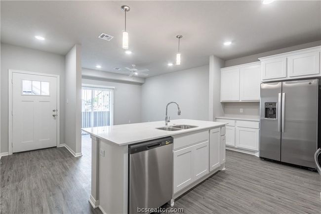 UNIT-1223 - 1326 Prairie Dr, Condo with 2 bedrooms, 2 bathrooms and null parking in Bryan TX | Image 4