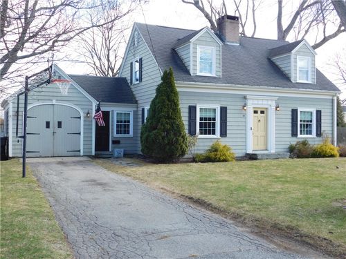 14 Westfield Rd, Warwick, RI, 02888-5429 | Card Image