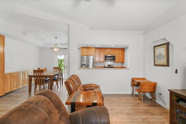 3171 Sw Crumpacker St, House other with 2 bedrooms, 2 bathrooms and null parking in Port St. Lucie FL | Image 6