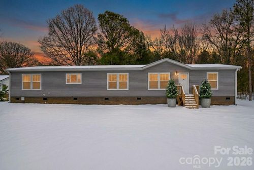 978 Old York Rd, chester, SC, 29706-7416 | Card Image