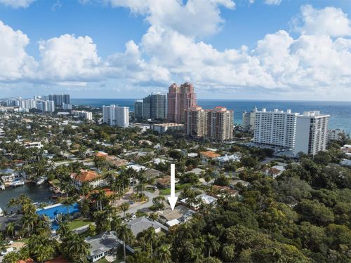 3036 Ne 19th St, Fort Lauderdale, FL, 33305-1802 | Card Image