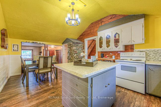 5995 Deborah Glaister Line, House other with 3 bedrooms, 1 bathrooms and 2 parking in Wellesley ON | Image 6