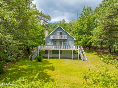 511 Overlook Ter, Stroudsburg, PA, 18360-9290 | Card Image