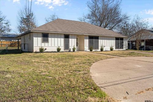 400 Baker Street, Lindale, TX, 75771 | Card Image
