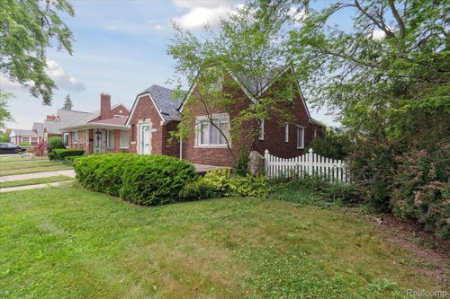 1773 14th St, Wyandotte, MI, 48192-3611 | Card Image