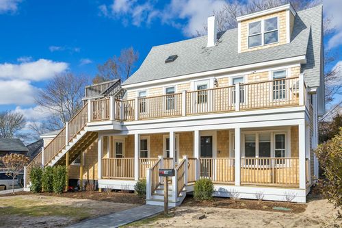 unit-2-36 Pearl Street, Provincetown, MA, 02657 | Card Image