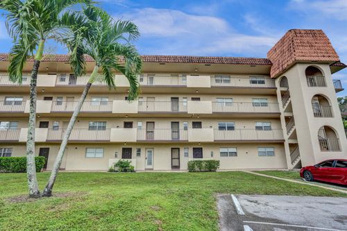 apt-202-6200 S Falls Circle Dr, Lauderhill, FL, 33319-6927 | Card Image