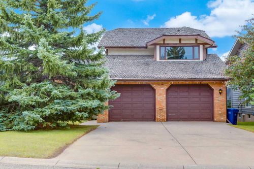 4 Edgepark Mews Nw, Calgary, AB, T3A4G3 | Card Image