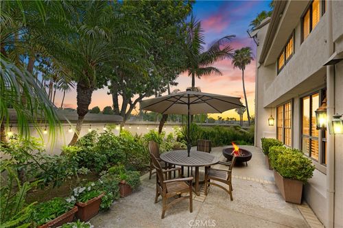1 Sea Cove Ln, Newport Beach, CA, 92660-6221 | Card Image