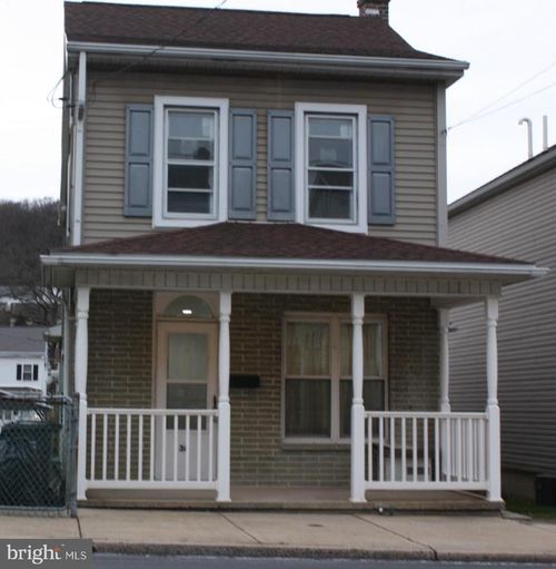 36 Chestnut St, Cressona, PA, 17929-1323 | Card Image