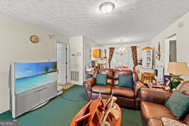 1521 Washington Hwy, House other with 3 bedrooms, 2 bathrooms and null parking in Union Point GA | Image 4