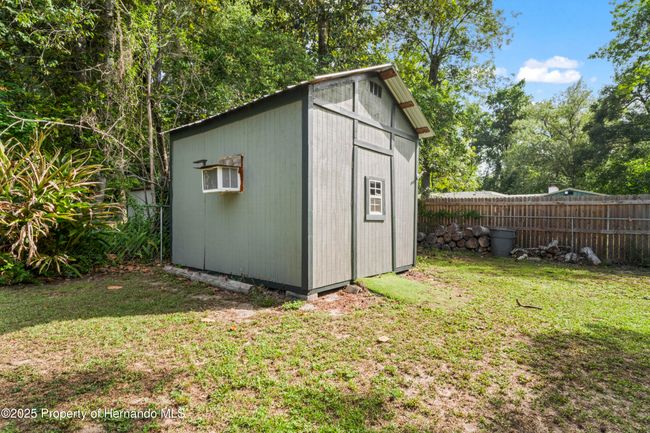8732 County Road 647, House other with 3 bedrooms, 1 bathrooms and null parking in Bushnell FL | Image 48