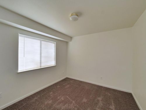3193 English Oak Circle, Stockton, CA, 95209 | Card Image