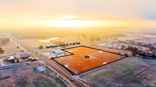 2927 Holly Rd, Claremore, OK, 74019-2319 | Card Image