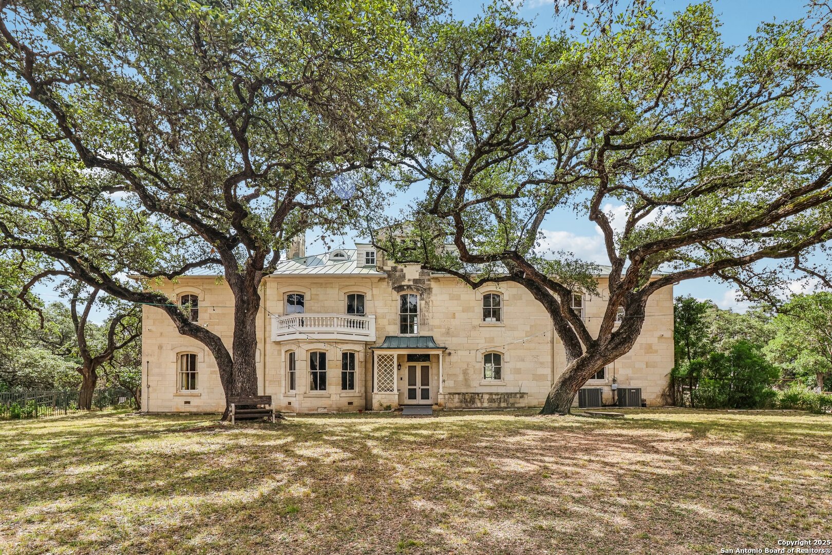 Commercial Sale in San Antonio 4