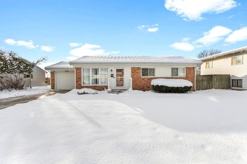 5202 Greenleaf Ln, South Bend, IN, 46619-1617 | Card Image