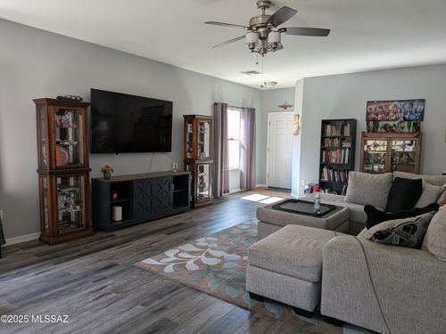 7514 W Phobos Dr, Tucson, AZ, 85743-7462 | Card Image