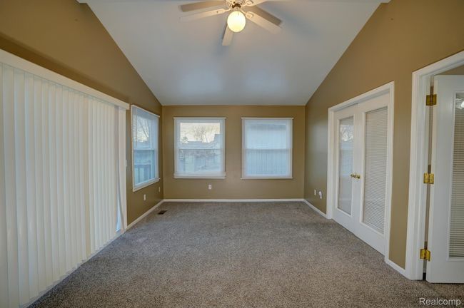 6407 Beecher Rd, Condo with 2 bedrooms, 3 bathrooms and null parking in Flint MI | Image 23