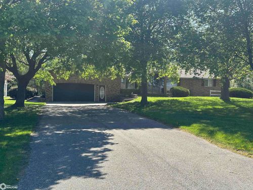 2354 Hancock Ave, Eagle Grove, IA, 50533-8152 | Card Image