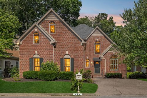 114 Chuzzlewit Down, Brentwood, TN, 37027-7626 | Card Image