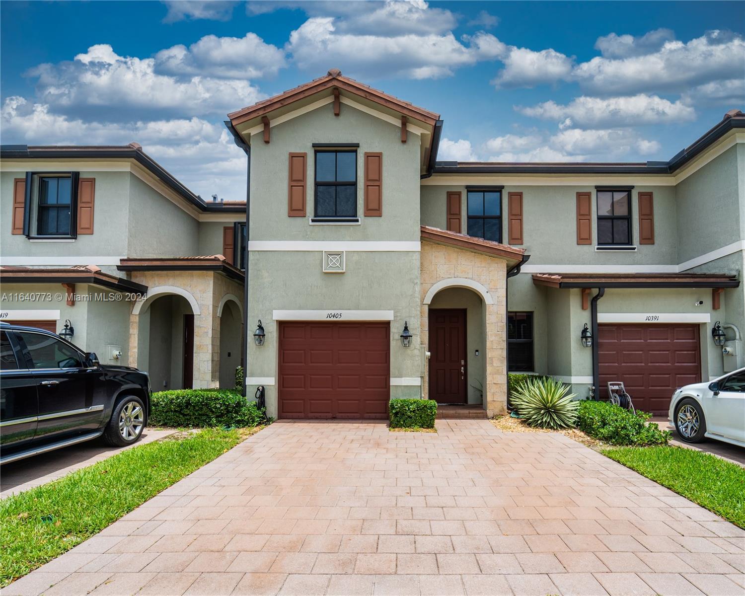 34th Ct, Hialeah, FL 33018