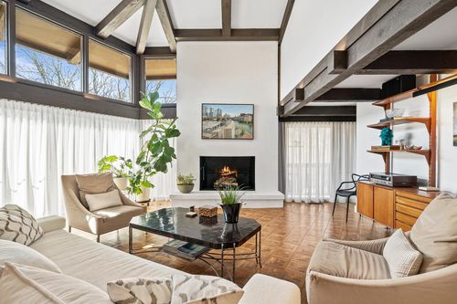 pp2-930 Alpine Drive, Fontana, WI, 53125 | Card Image