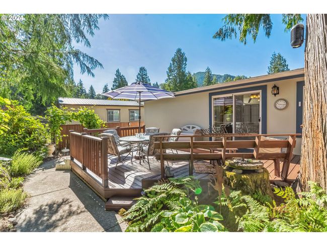 68938 E Cedar Hill Loop, House other with 3 bedrooms, 2 bathrooms and 2 parking in Welches OR | Image 24
