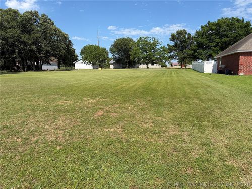 1634 Brentwood Cir, Ardmore, OK, 73401-9796 | Card Image