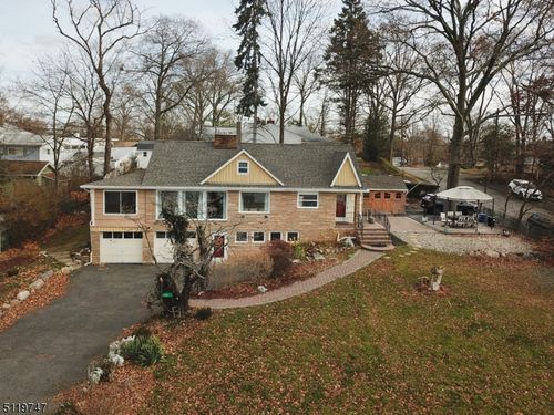 1031 Lake Shore Dr, Parsippany, NJ, 07054-3983 | Card Image