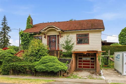 3704 N Tyler St, Tacoma, WA, 98407-5633 | Card Image