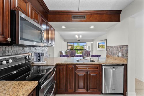 apt-304-6217 Balboa Cir, Boca Raton, FL, 33433-8149 | Card Image