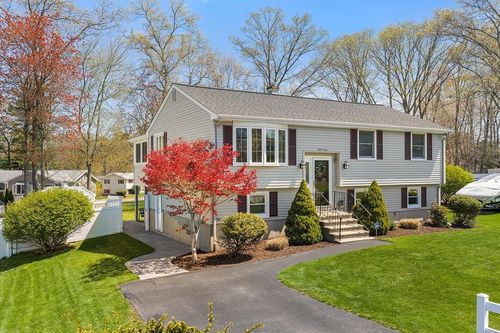 34 Christina Ave, Billerica, MA, 01821-5522 | Card Image