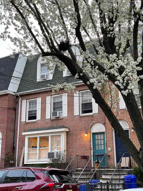 2-82 Grand St, Hoboken, NJ, 07030-2406 | Card Image