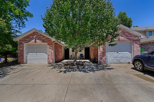 1201 Village Garden Dr, Azle, TX, 76020-5110 | Card Image