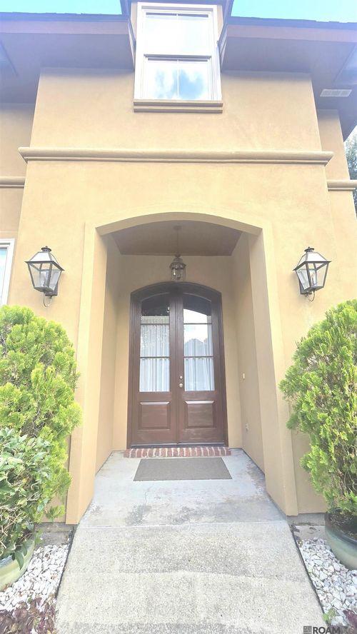 16632 Highland Club Ave, Baton Rouge, LA, 70817-7021 | Card Image