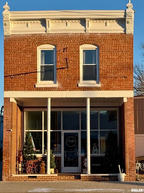 223 E Main St, Knoxville, IL, 61448-1310 | Card Image