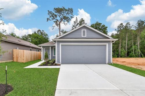 18760 Loom Dr, Conroe, TX, 77306-7832 | Card Image