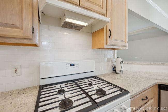 1504 Desert Palm Ave, House other with 3 bedrooms, 2 bathrooms and null parking in Broken Arrow OK | Image 10