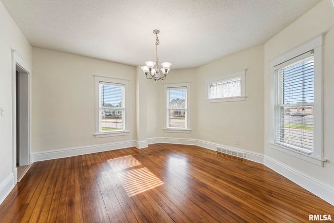1647 37 Th St, House other with 3 bedrooms, 2 bathrooms and null parking in Rock Island IL | Image 14