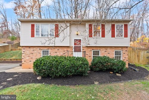 6738 Kelly Rd, WARRENTON, VA, 20187-2676 | Card Image