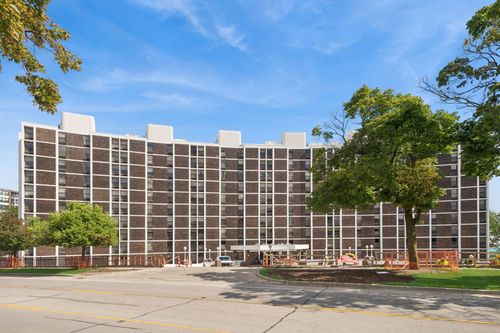 unit-10e-1500 Sheridan Rd, Wilmette, IL, 60091-1847 | Card Image