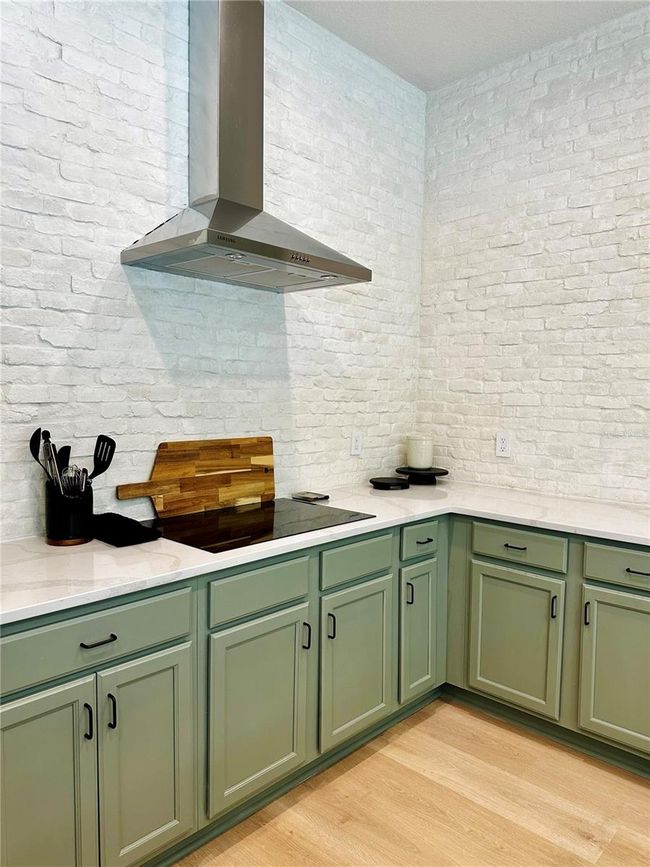 Range Vent Hood | Image 14