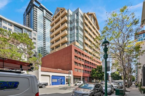 809-350 W Ash St, San Diego, CA, 92101-3430 | Card Image