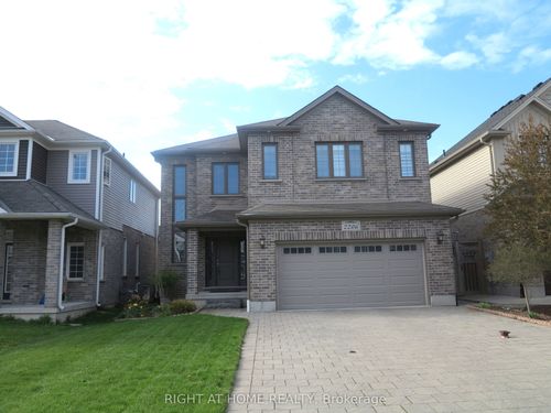 2206 Springridge Dr, London, ON, N5X0M3 | Card Image