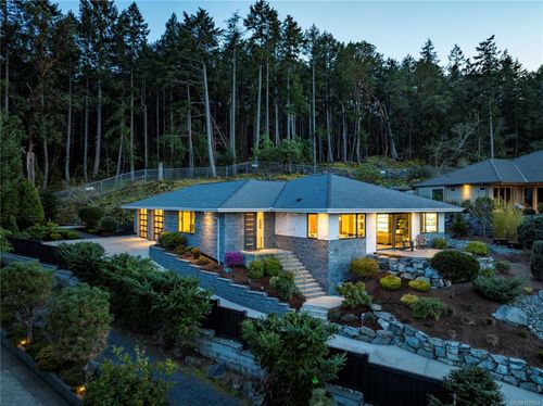 2441 Ainsley Pl, Nanoose Bay, BC, V9P9G9 | Card Image