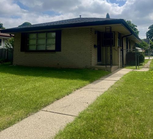 5760 N 93rd Street, Milwaukee, WI, 53225 | Card Image