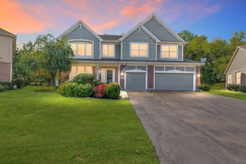 2346 Sarazen Dr, Vernon Hills, IL, 60061-4565 | Card Image